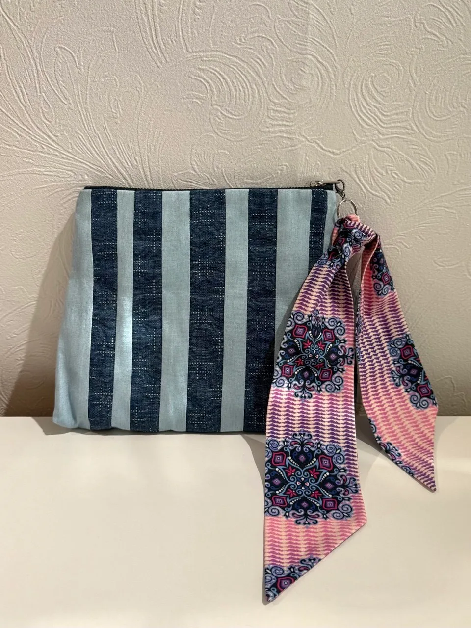 Cosmétique jeans rose